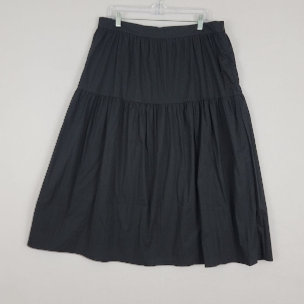 Women's Size 14 Black A-Line Tiered Skirt Side Invisible Zipper Ivanka Trump